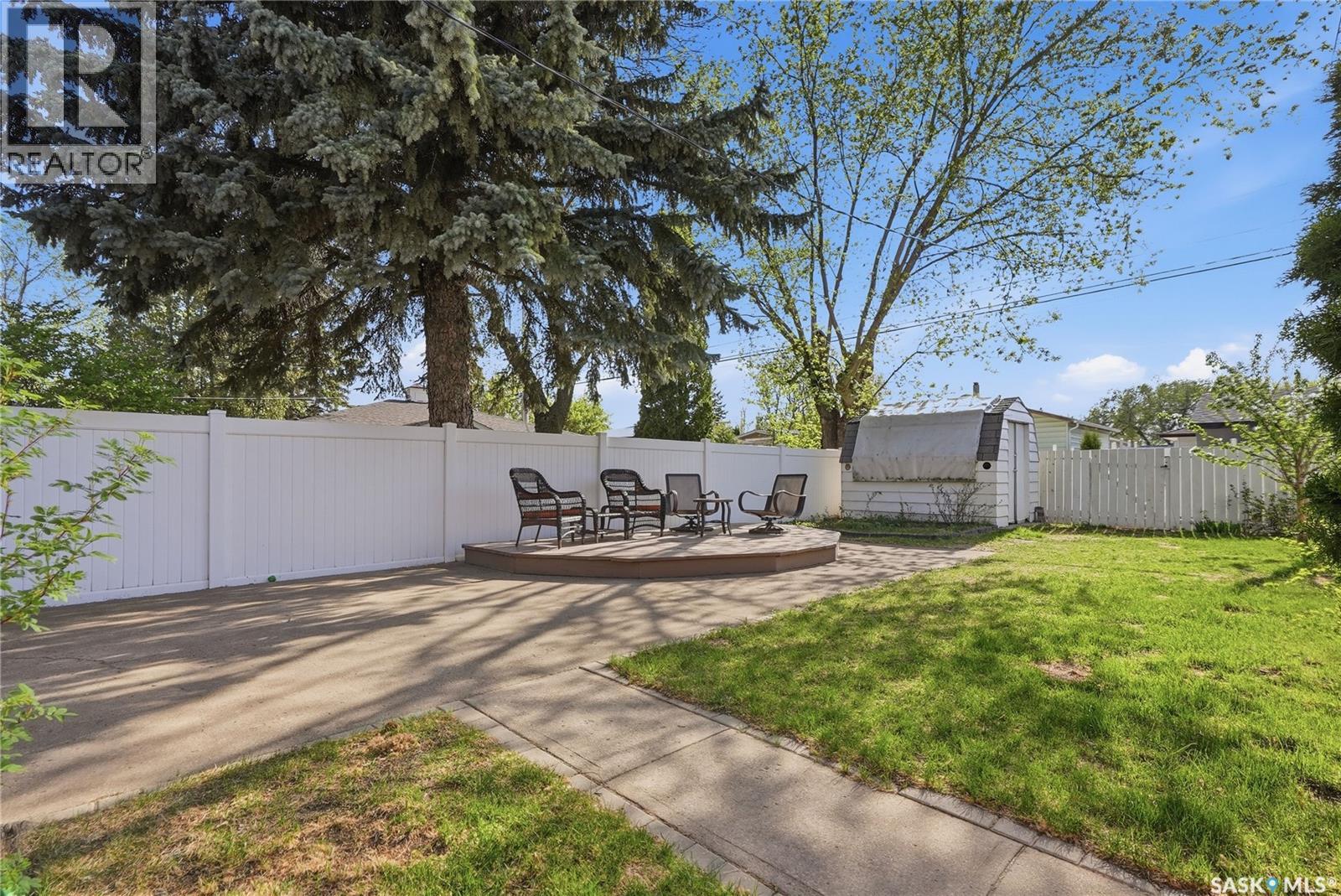 2102 Cumberland AVENUE S - 43