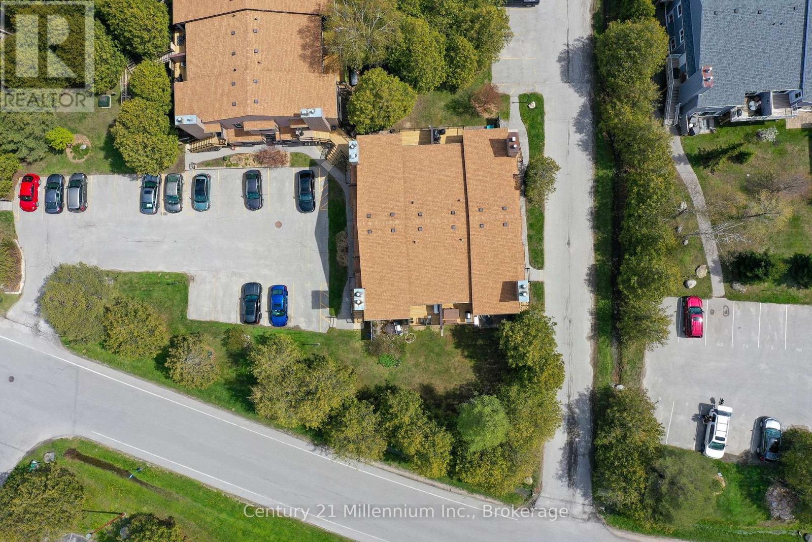 #98 23 DAWSON DRIVE - 44