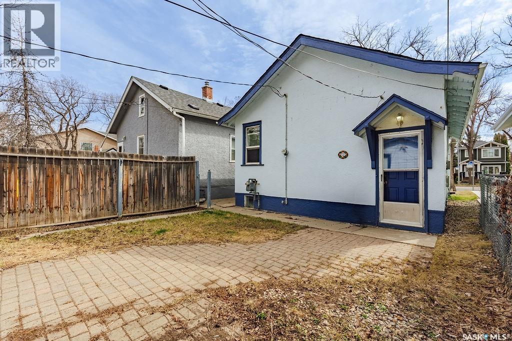 1304 Broadway AVENUE - 15
