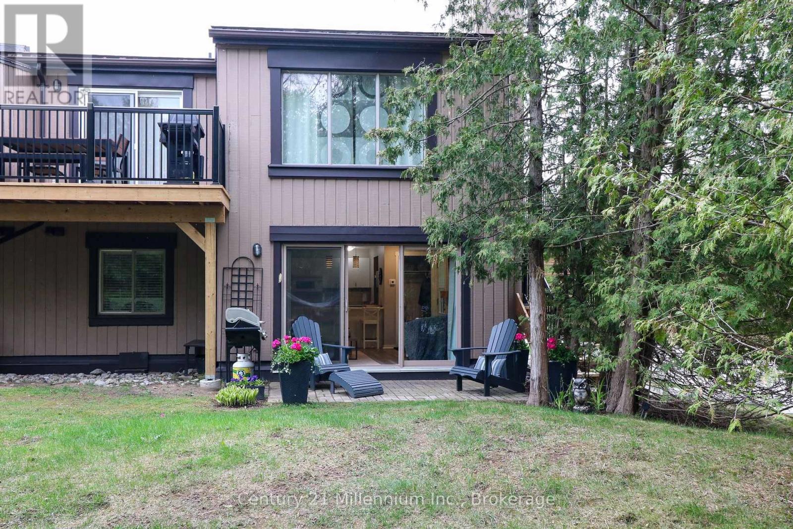 #98 23 DAWSON DRIVE - 4