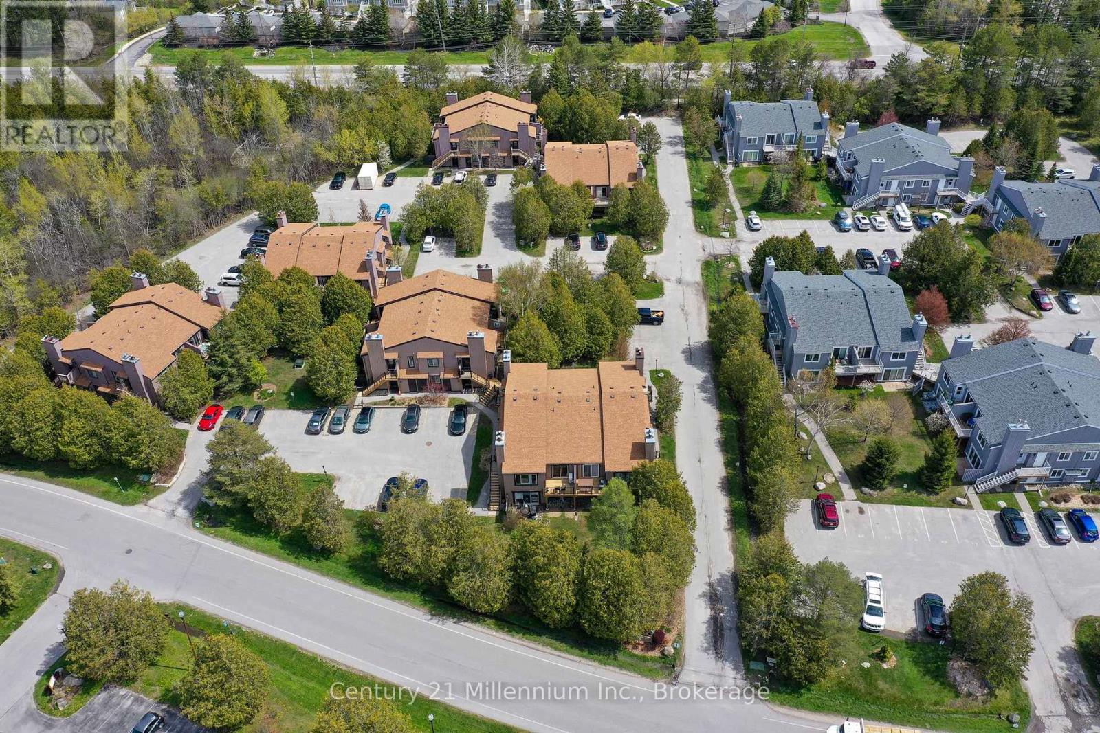 #98 23 DAWSON DRIVE - 43
