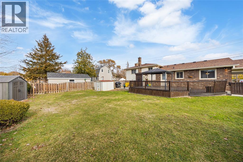 671 NELSON STREET - 25