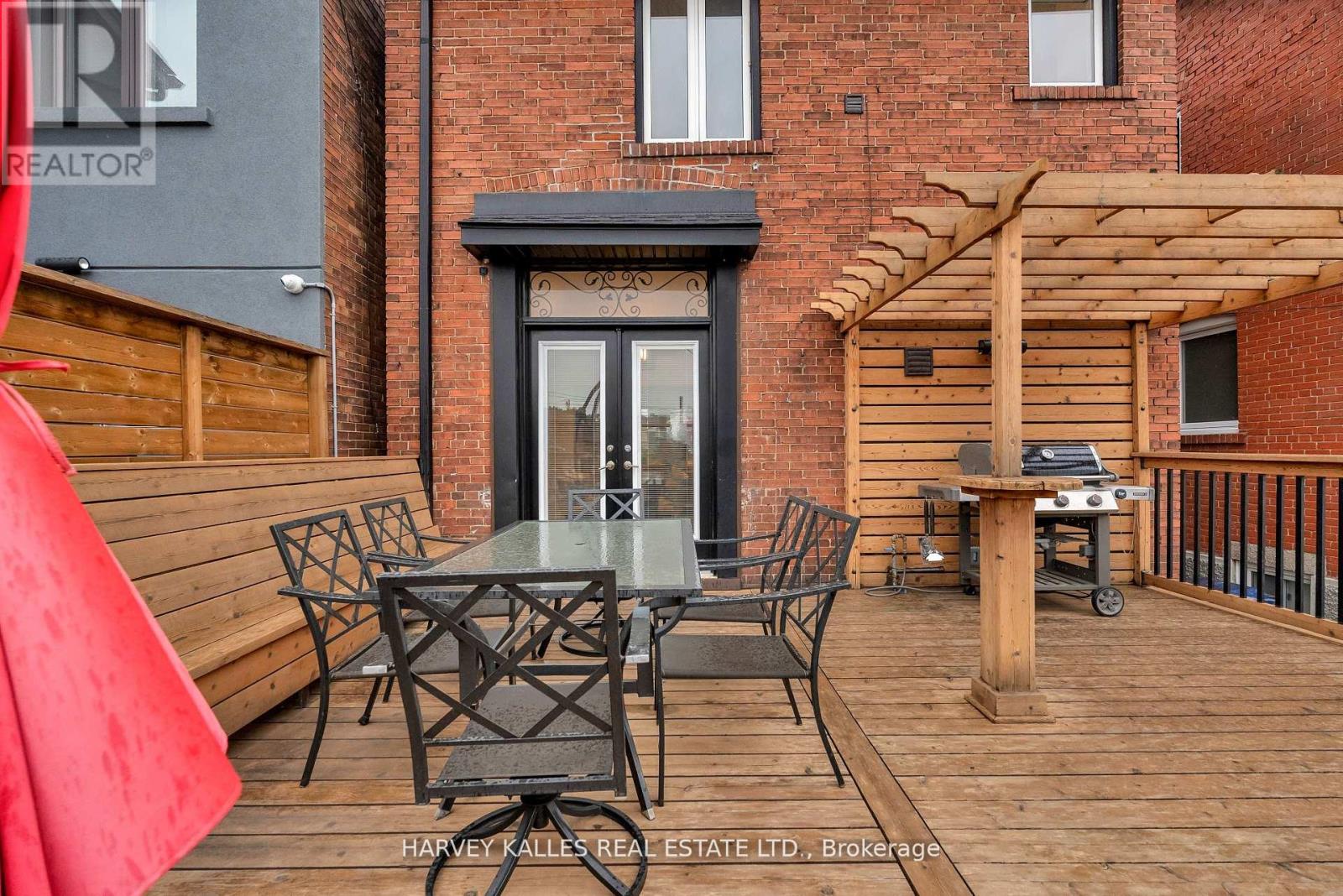 326 GLENHOLME AVENUE - 40