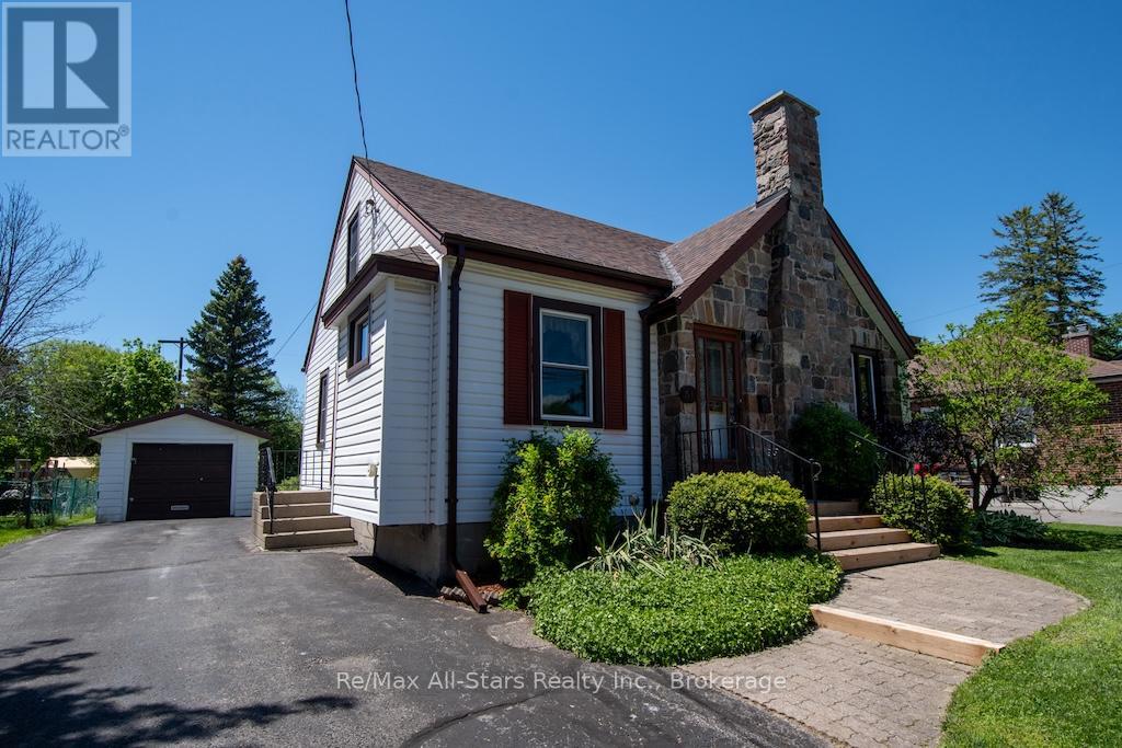 31 ADELAIDE STREET S - 4