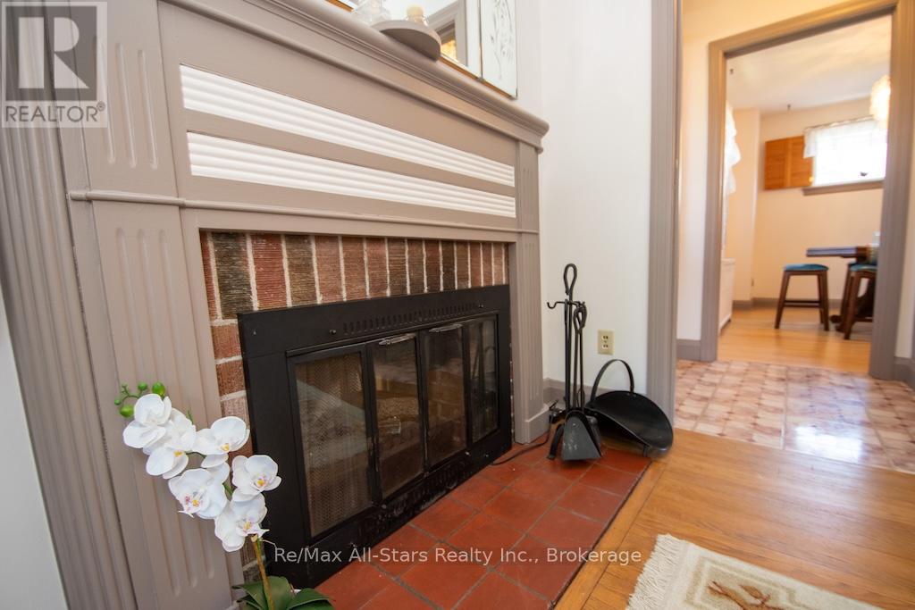 31 ADELAIDE STREET S - 8