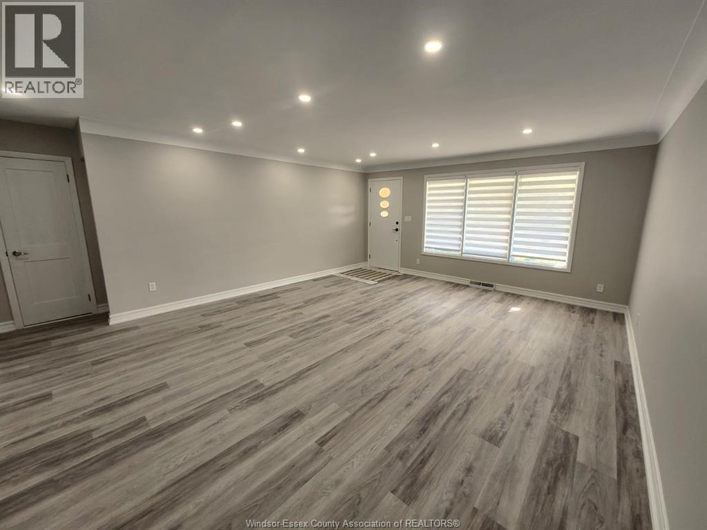 2571 JOS ST LOUIS AVENUE - 3