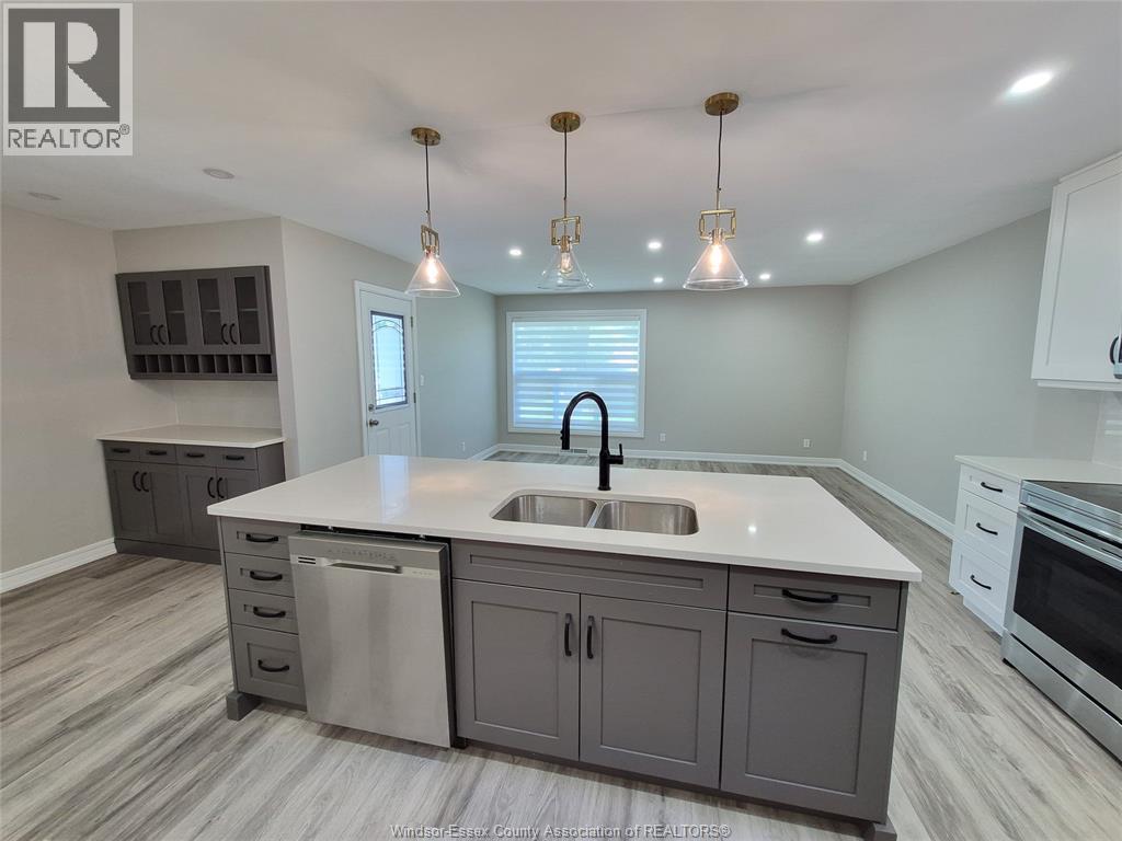 2571 JOS ST LOUIS AVENUE - 6