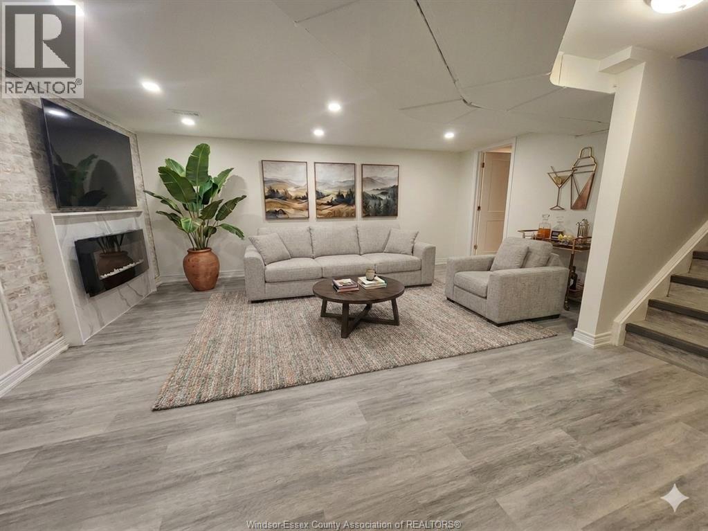 2571 JOS ST LOUIS AVENUE - 13