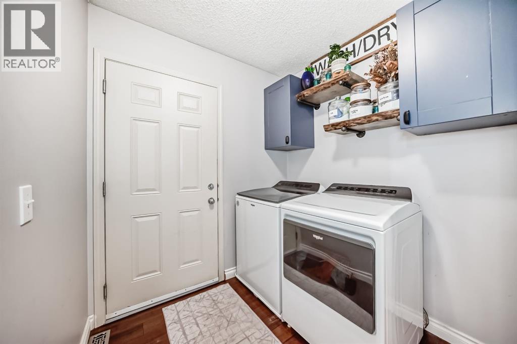 220 Hillcrest Court - 23