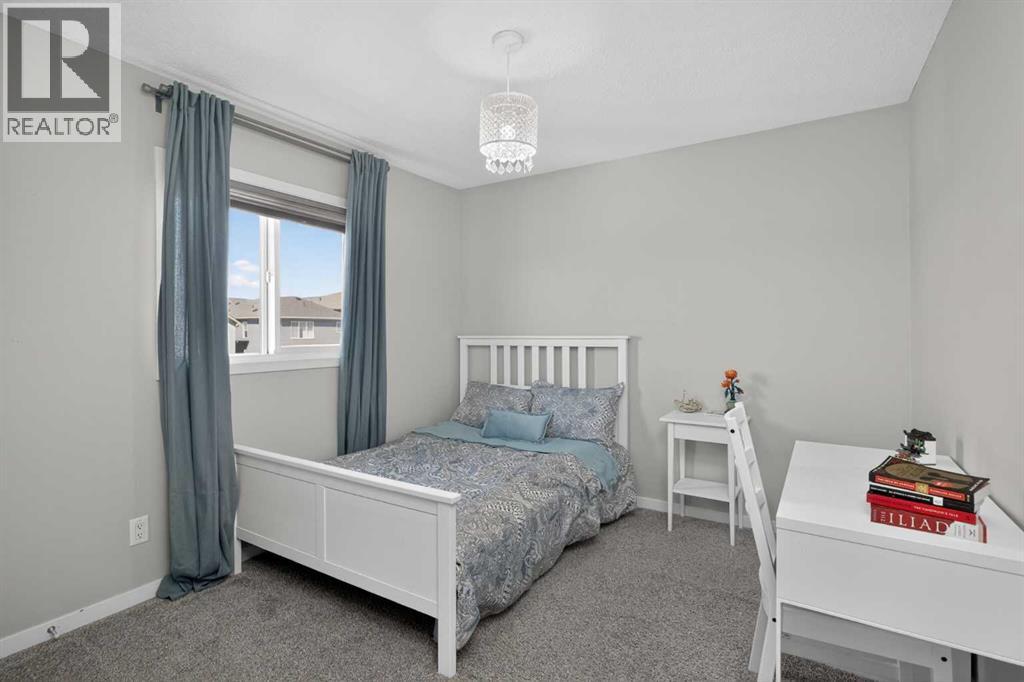 31 Lucas Boulevard NW - 31