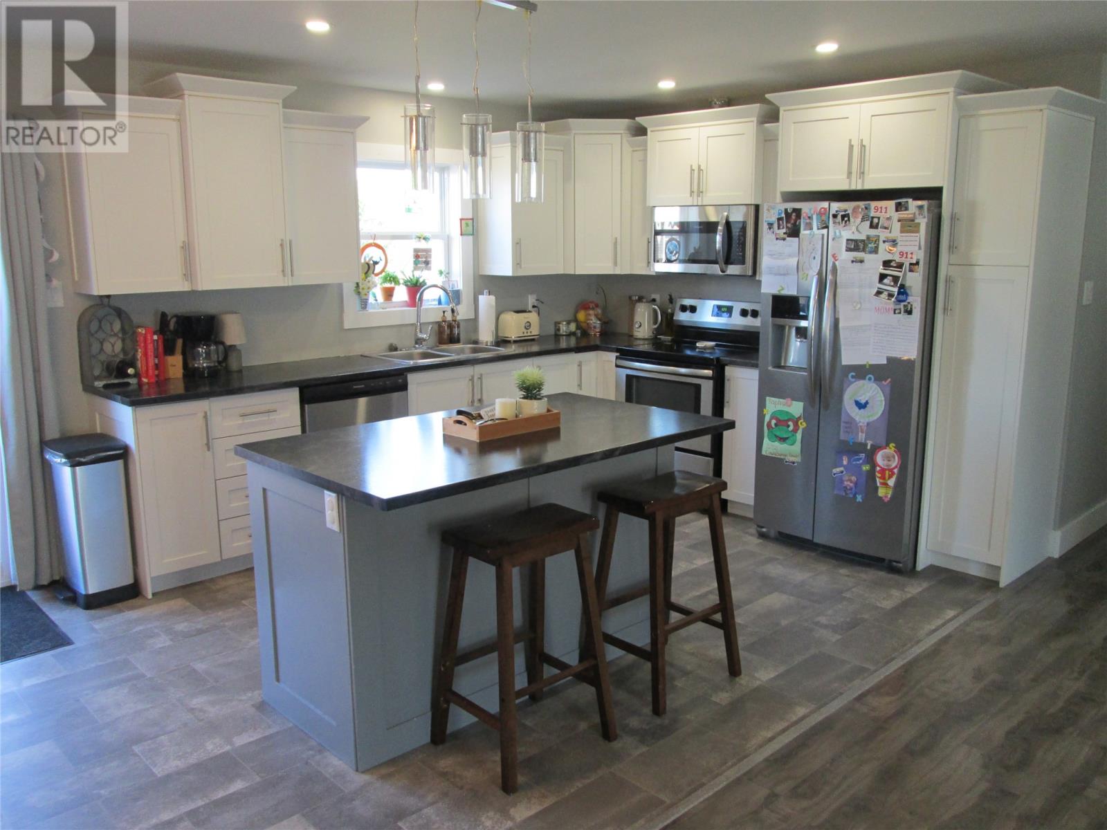 15 McDonald Crescent - 15