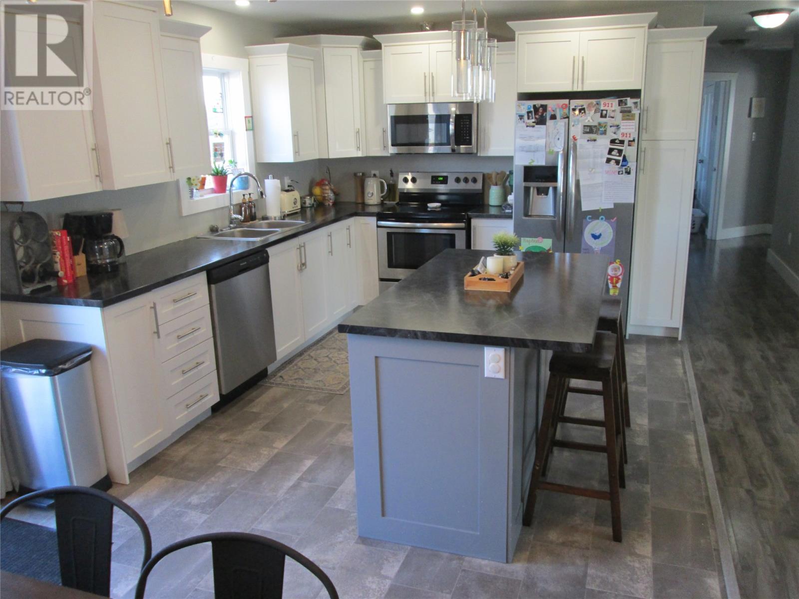 15 McDonald Crescent - 17