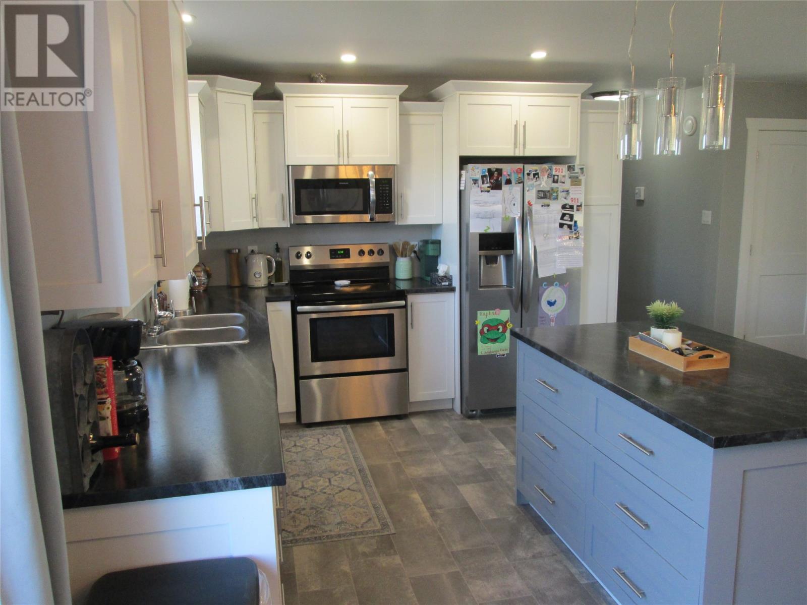 15 McDonald Crescent - 19