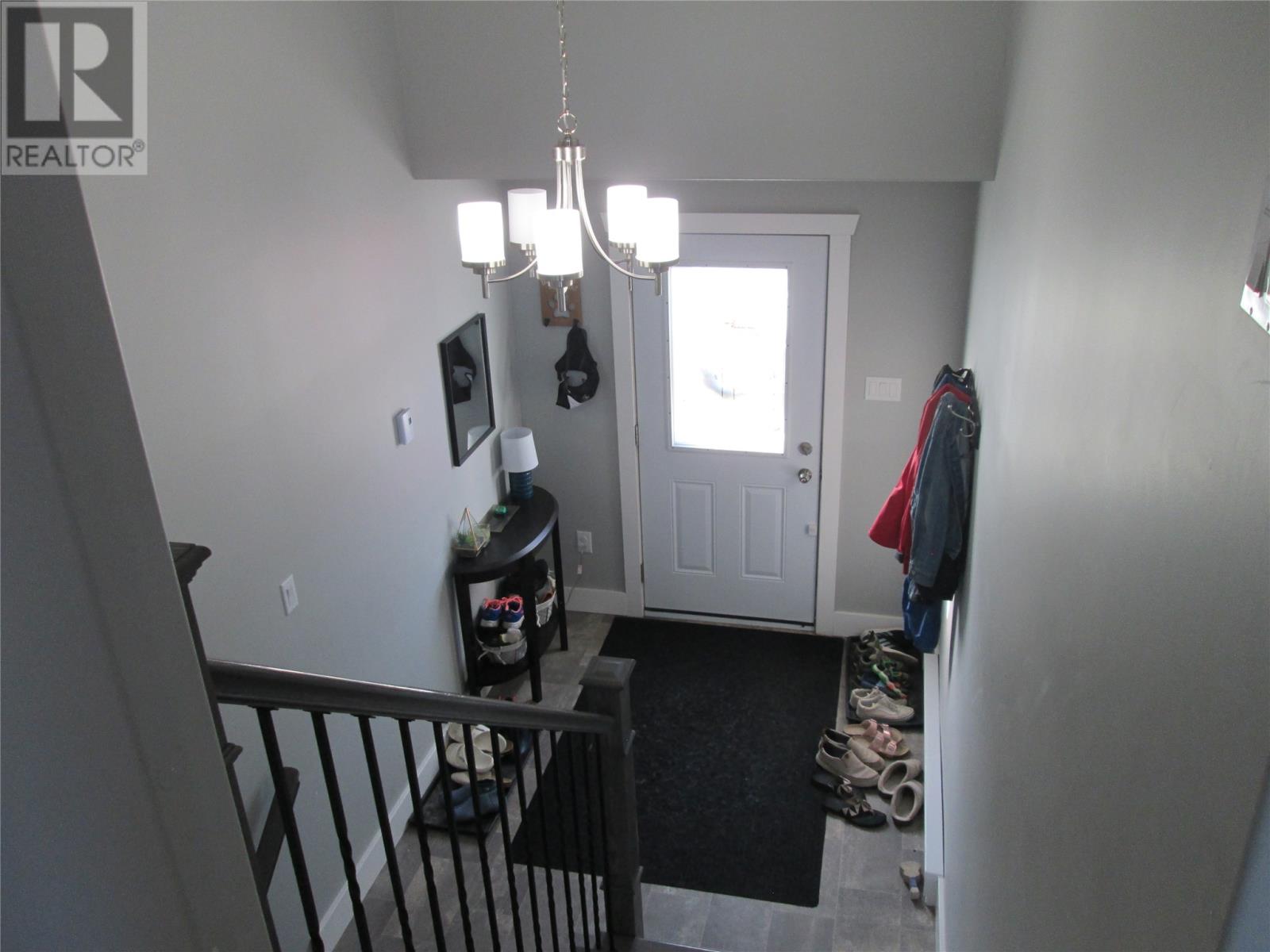 15 McDonald Crescent - 23
