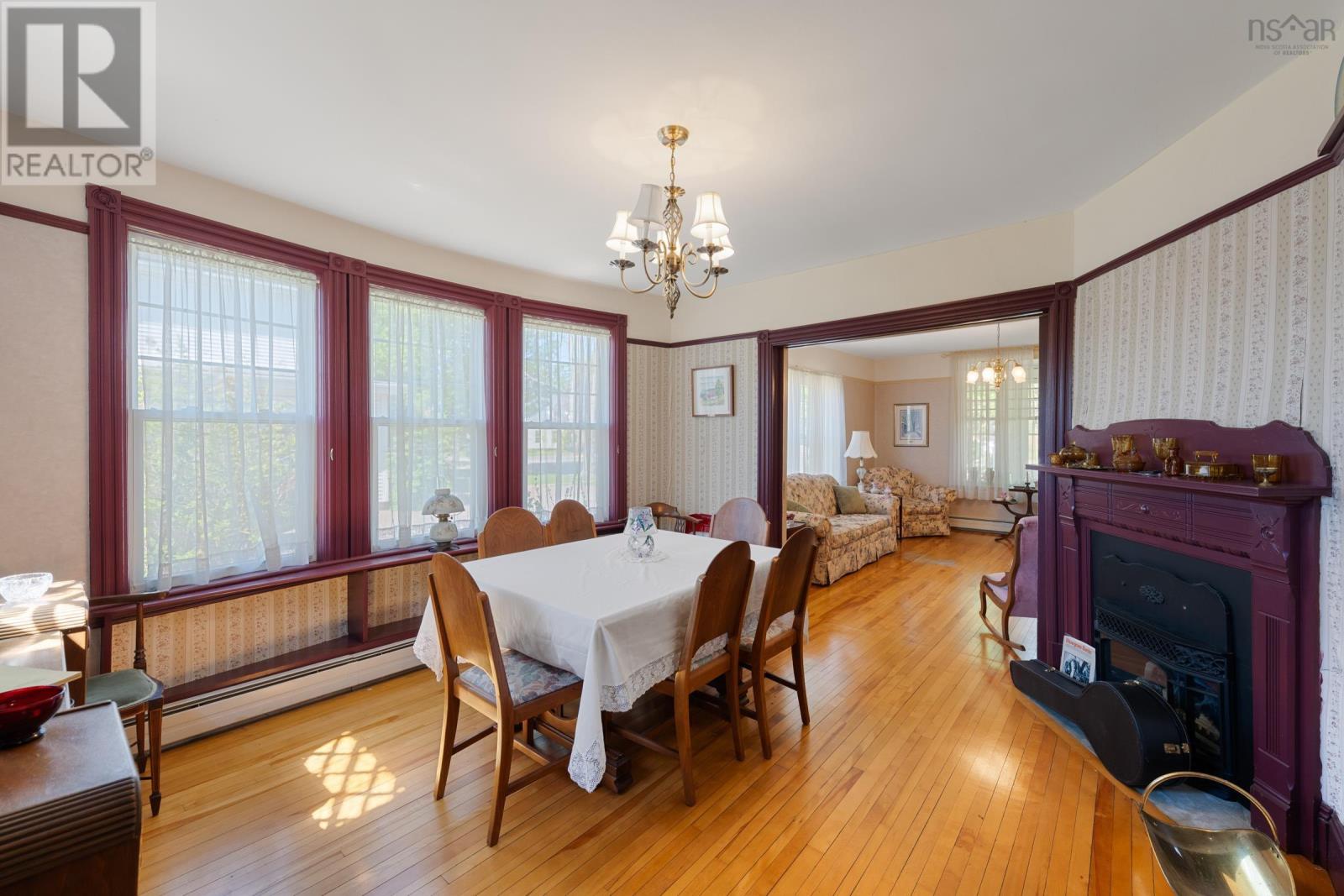 374 Main Street - 12