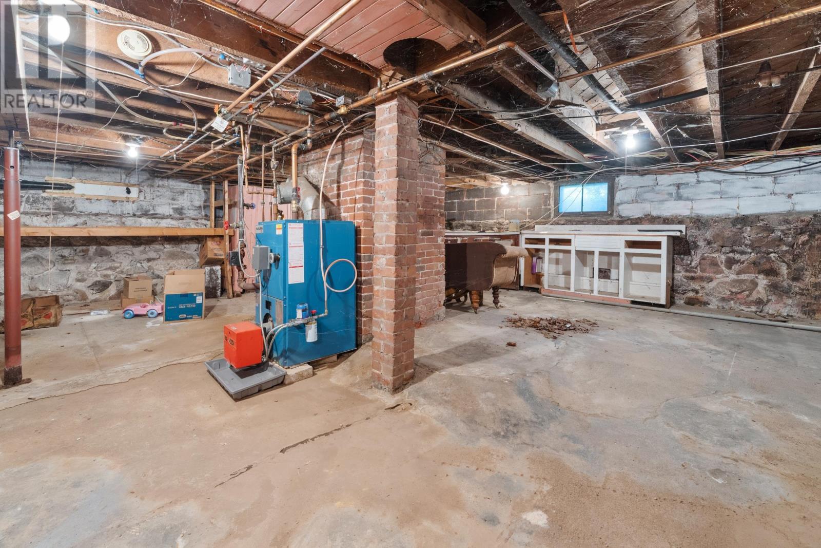 374 Main Street - 36