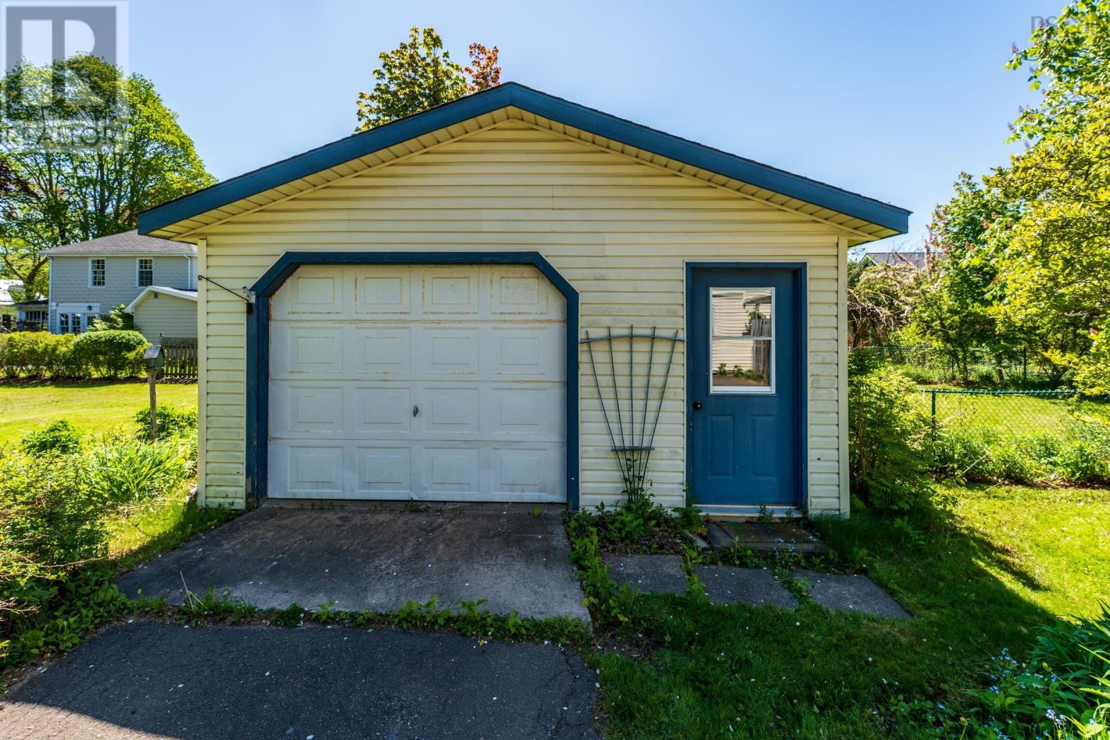 374 Main Street - 42