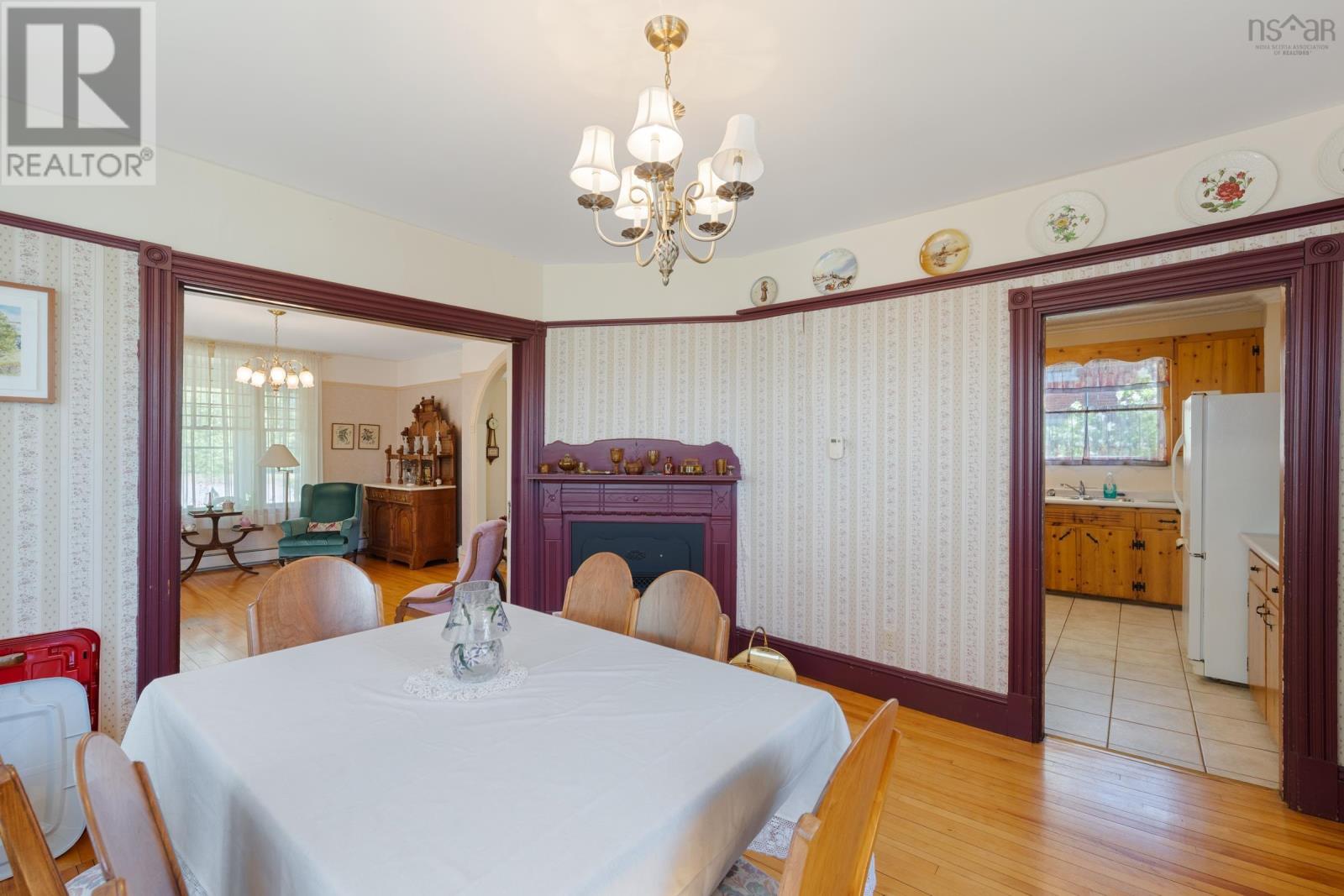 374 Main Street - 14