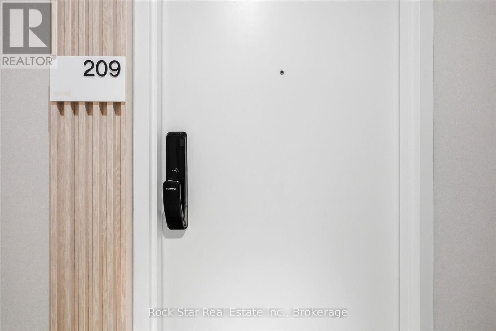 #209 28 ANN STREET - 3