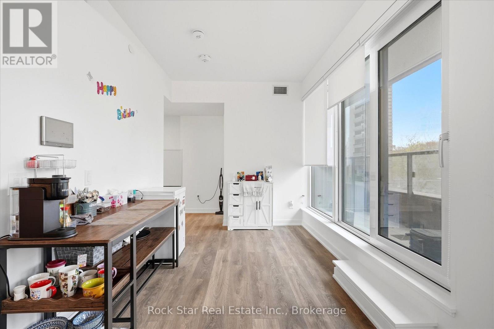 #209 28 ANN STREET - 7