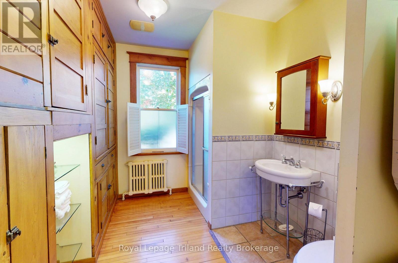 144 HURON STREET - 21