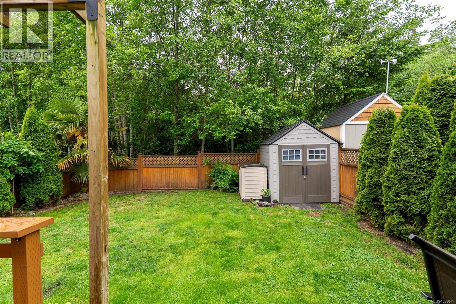 #118 2260 Maple Ave N - 23