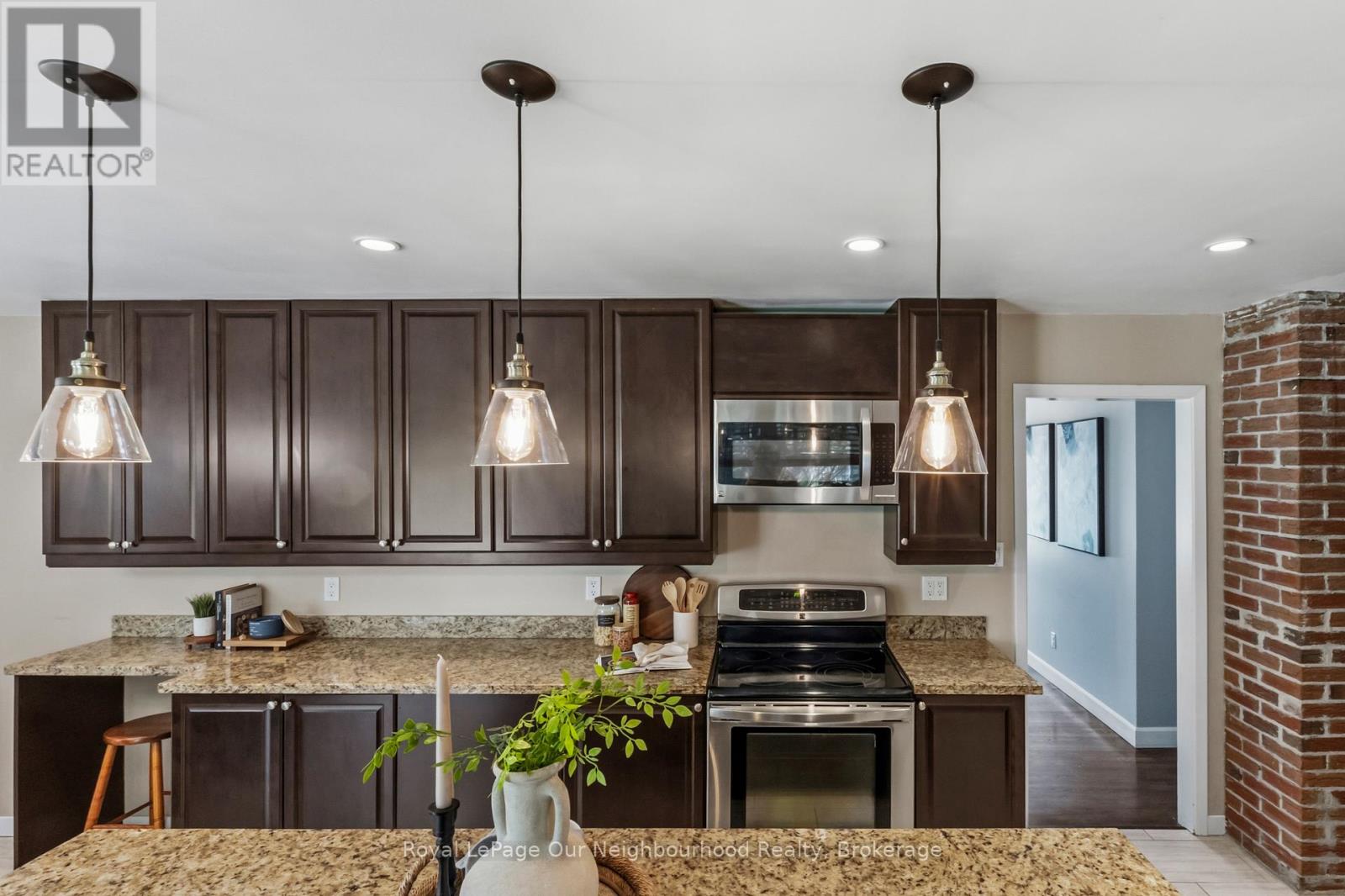 1722 JOSEPH STREET - 16