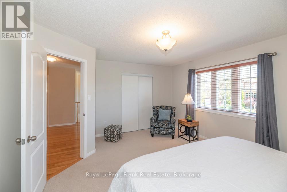 720 ORMOND DRIVE - 32