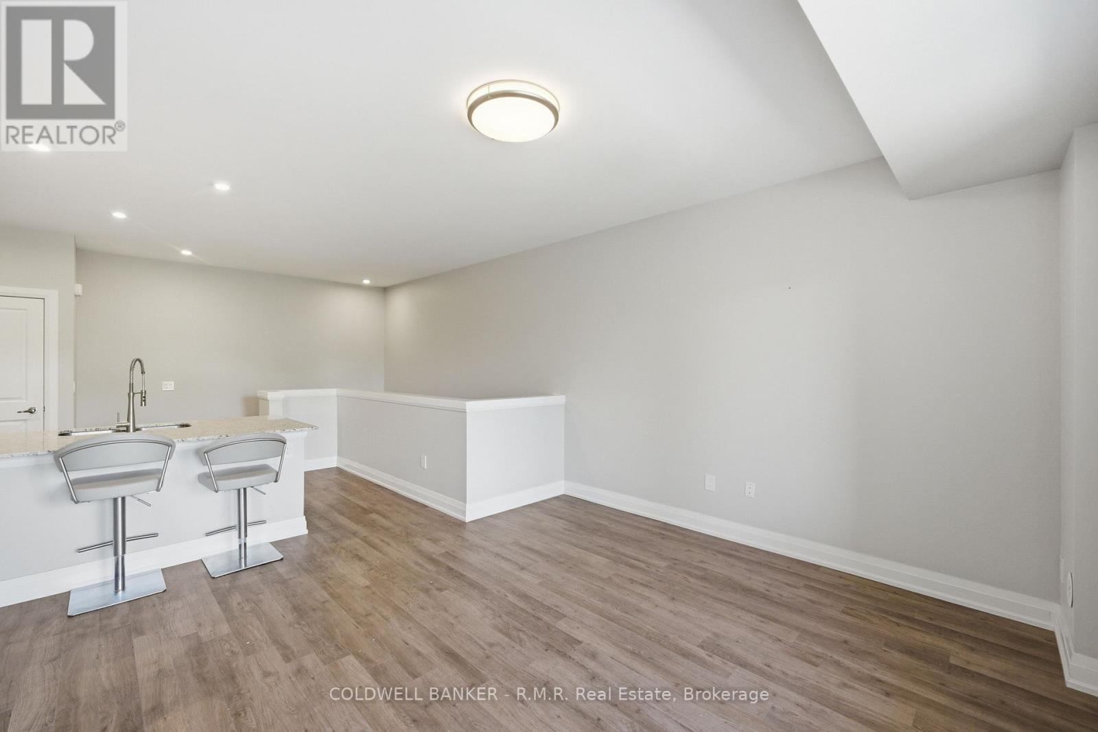 #25 1430 GORD VINSON AVENUE - 18