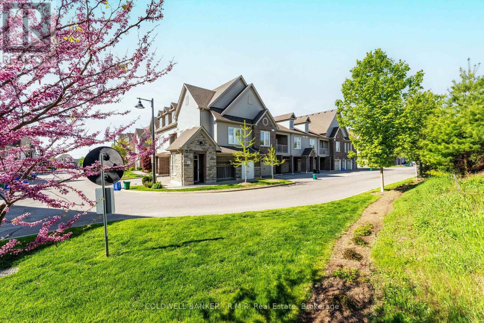 #25 1430 GORD VINSON AVENUE - 36