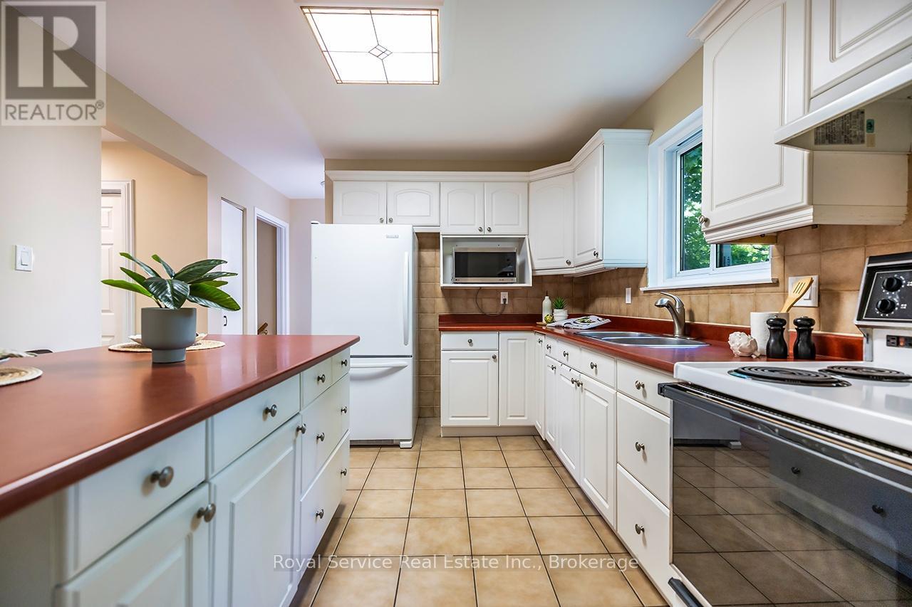 17 GORSEY SQUARE - 10