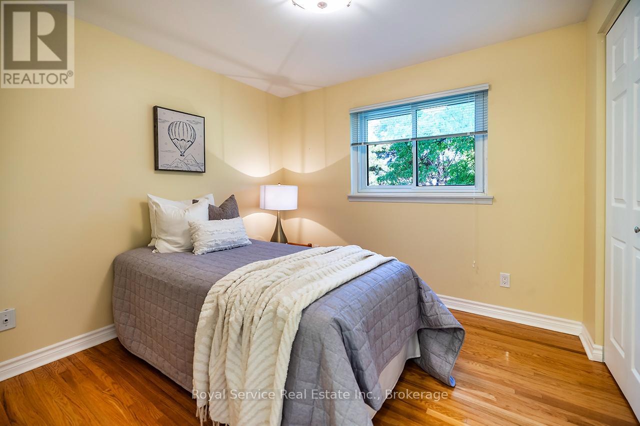 17 GORSEY SQUARE - 20