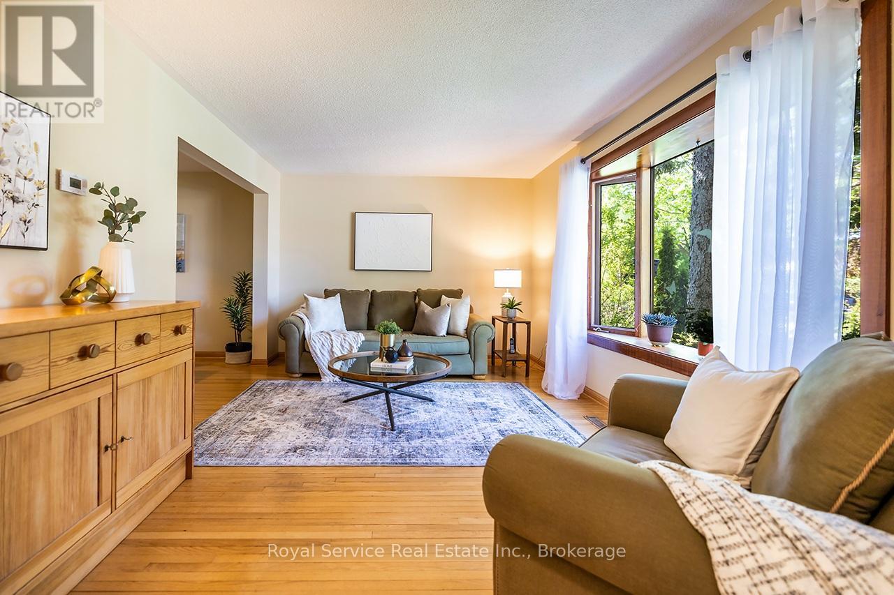17 GORSEY SQUARE - 3