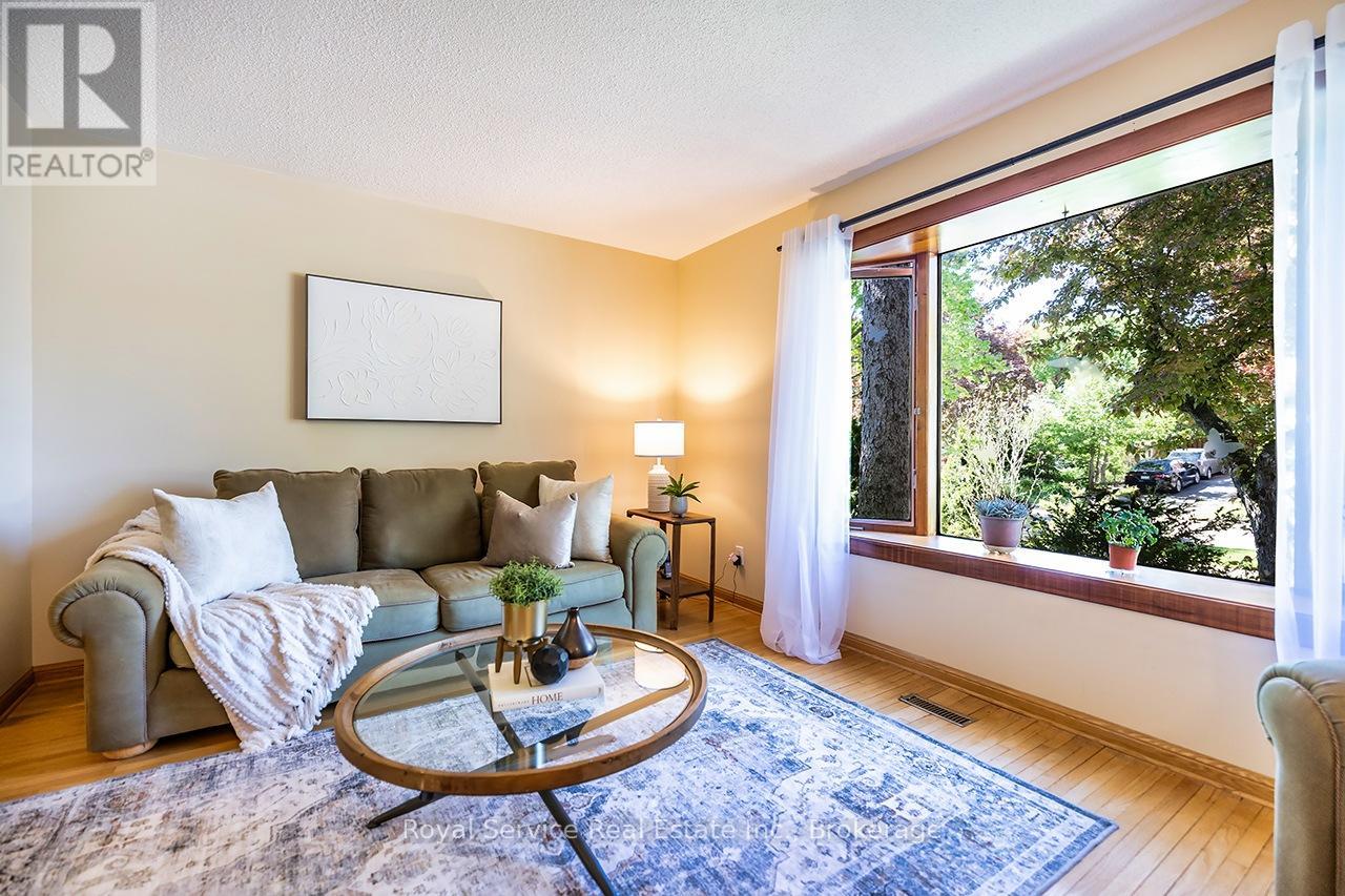 17 GORSEY SQUARE - 4