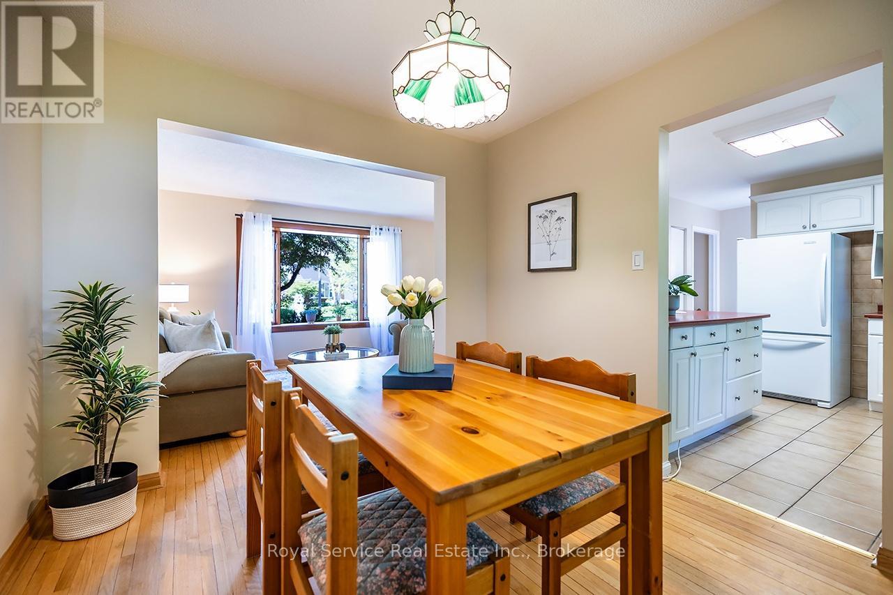 17 GORSEY SQUARE - 9
