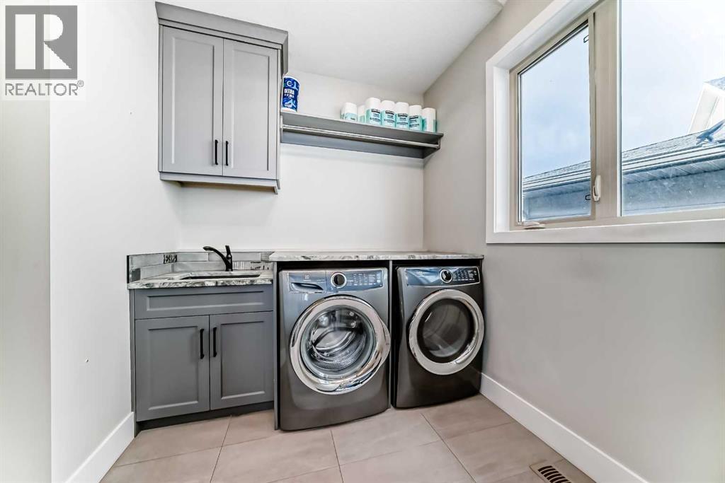 64 Walcrest View SE - 27