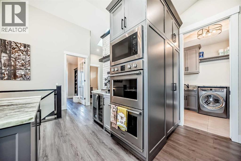64 Walcrest View SE - 10