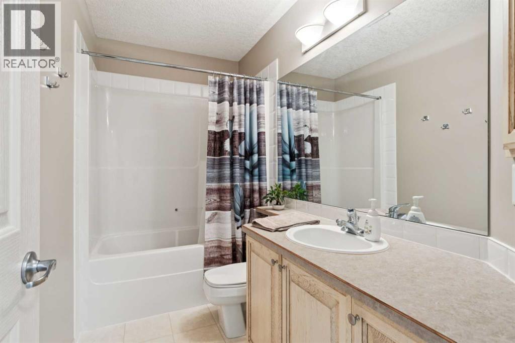 230 Royal Oak Place NW - 26