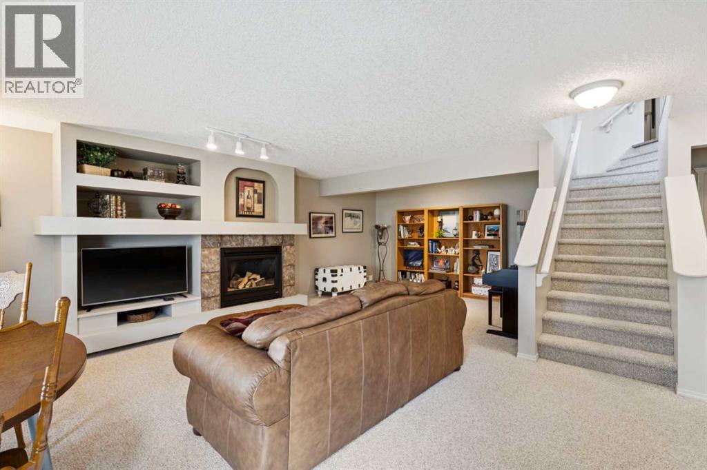 230 Royal Oak Place NW - 22