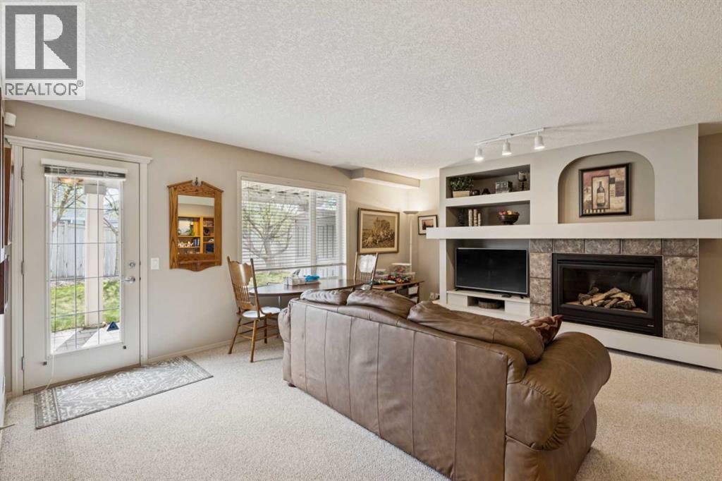 230 Royal Oak Place NW - 21