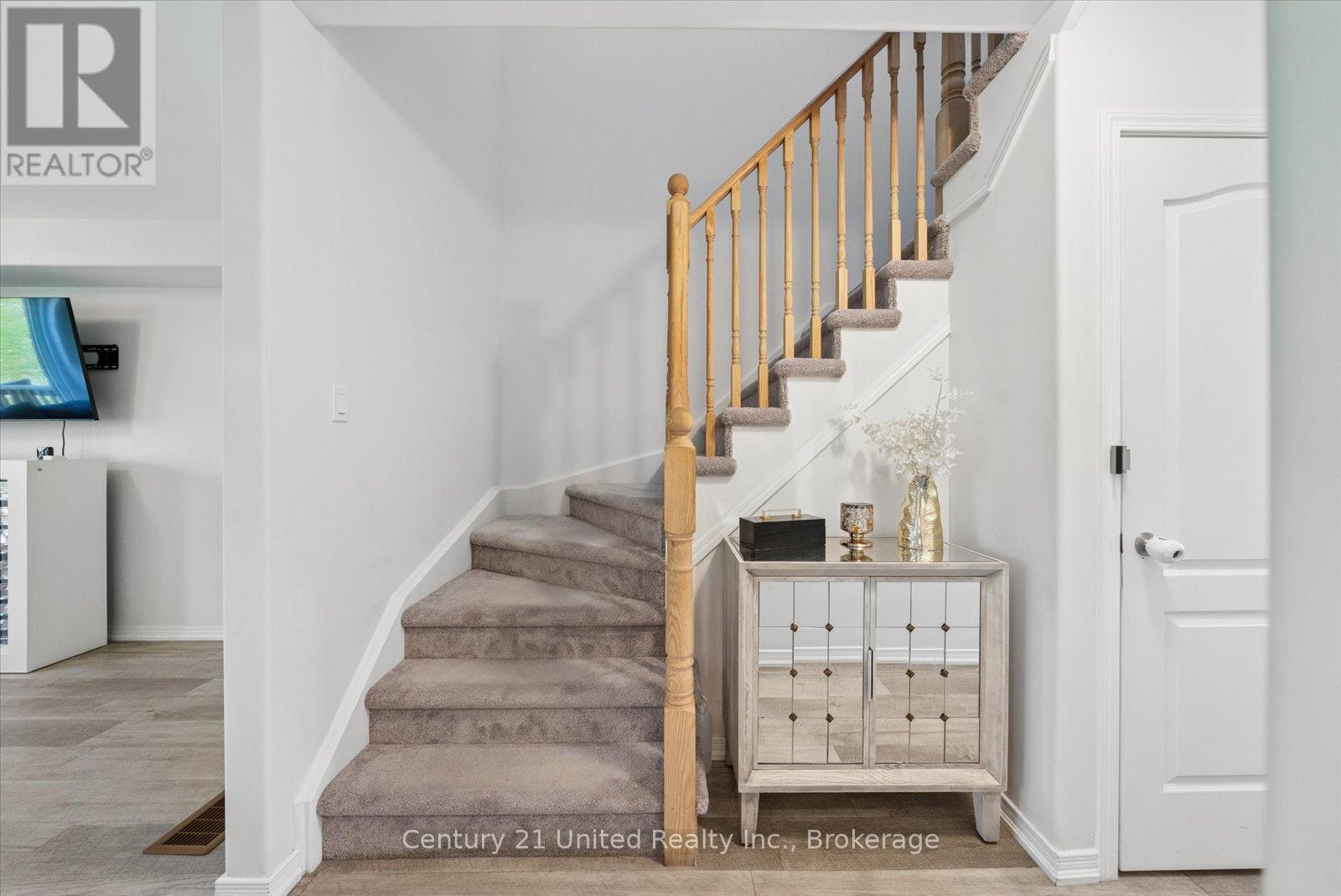 1621 HETHERINGTON DRIVE - 16