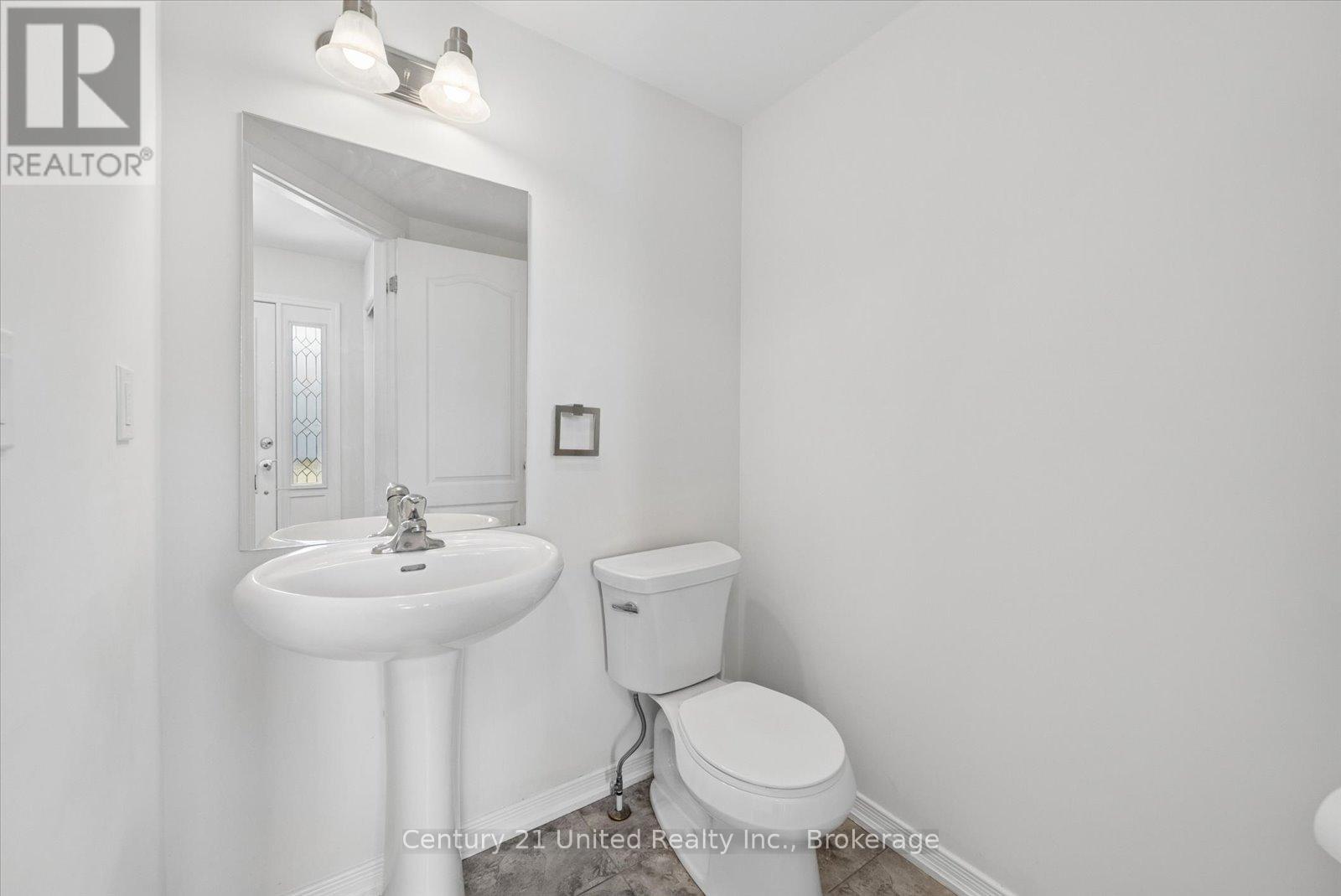 1621 HETHERINGTON DRIVE - 17