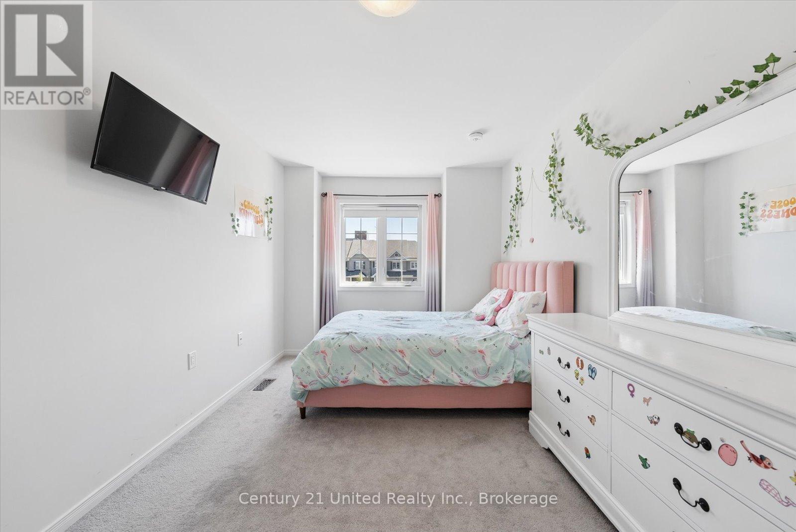 1621 HETHERINGTON DRIVE - 24