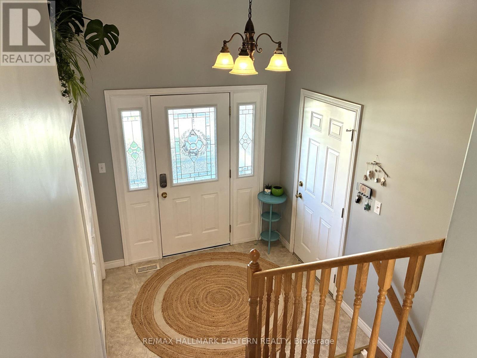52 BIRCH CRESCENT - 31
