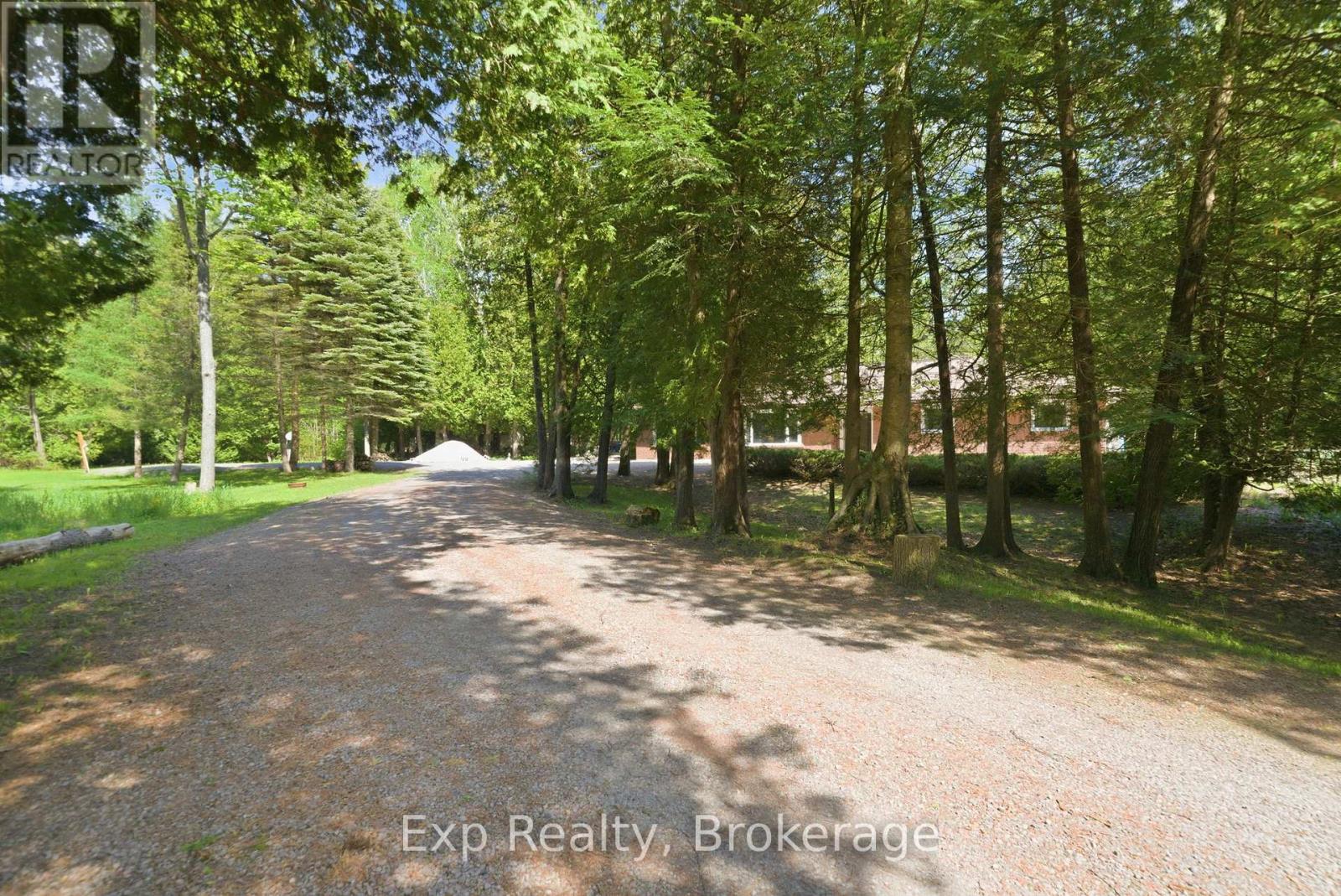 8227 GILMOUR ROAD - 2