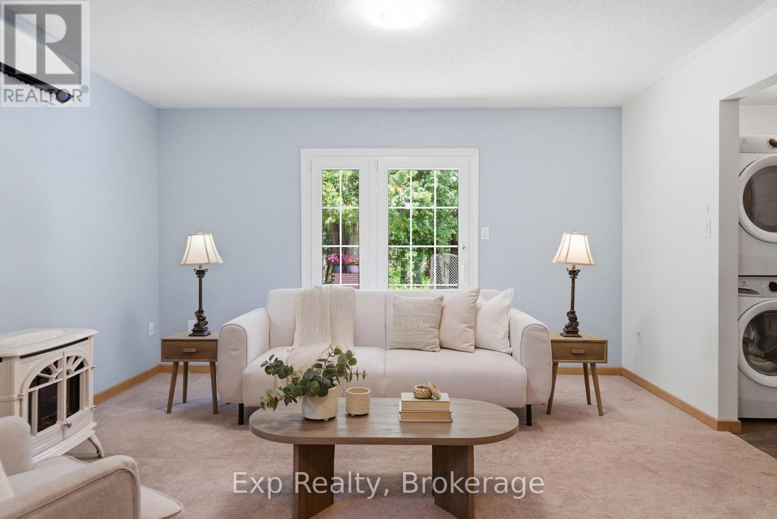 8227 GILMOUR ROAD - 6