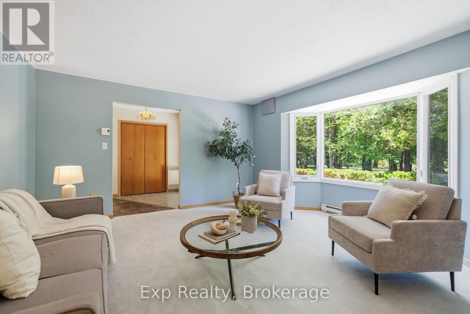 8227 GILMOUR ROAD - 9