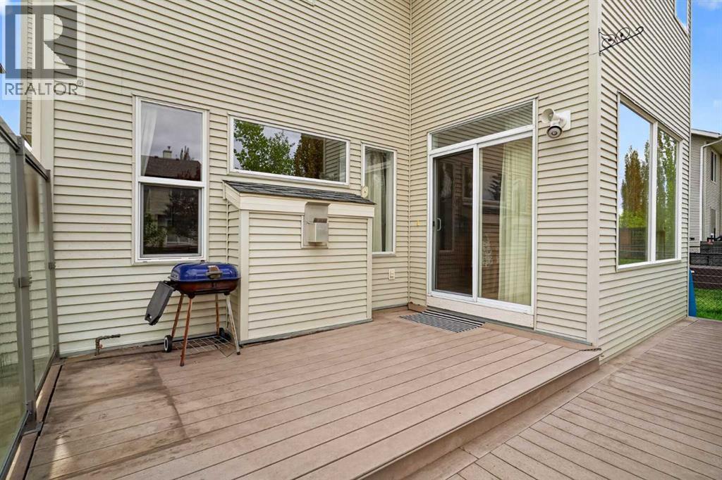 98 Cougarstone Close SW - 41