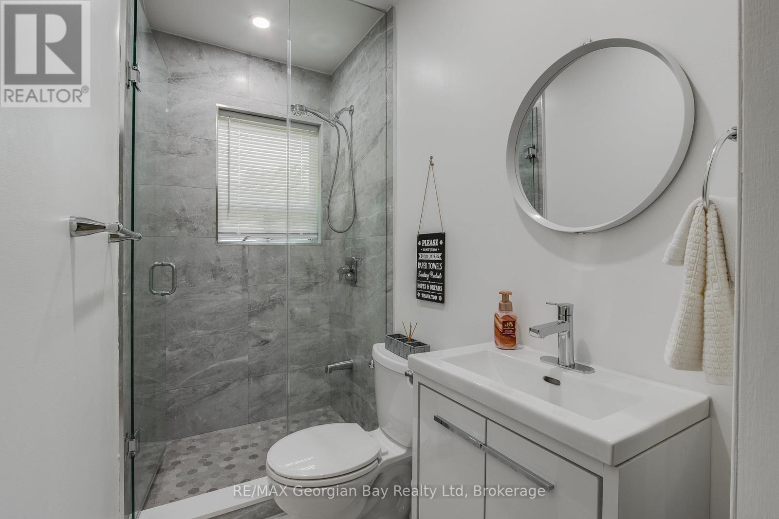 50 LEONARD ROAD - Image 30
