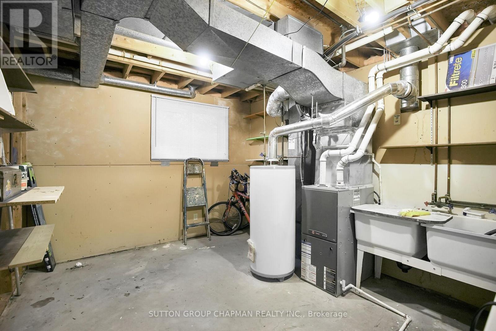 332 ARDSLEY CRESCENT - 20